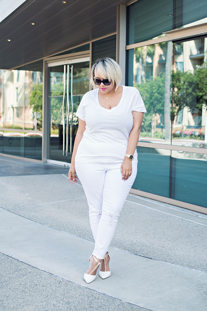 plus-size-all-white-outfit-jeans-2015